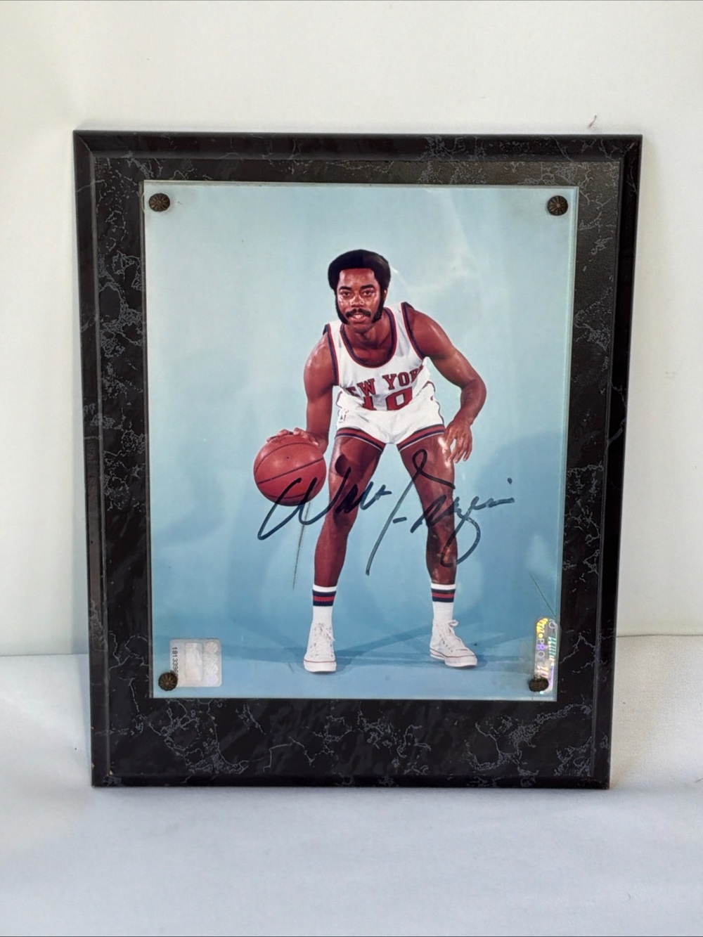 Vintage New York Knicks Walt Frazier Signed 8x10 Photo Autograph Framed W/COA